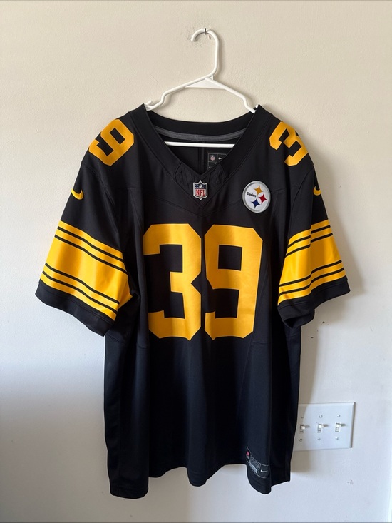 Nike Other - Men’s Nike MINKAH FITZPATRICK #39 STEELERS Color Rush Vapor Lmtd JERSEY Sz 2XL